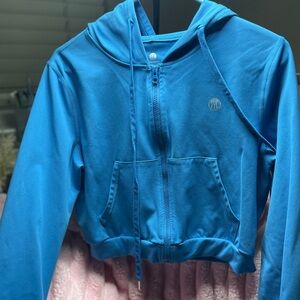 Women’s crop top workout fit